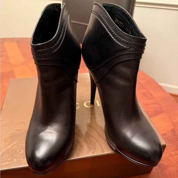 Gucci S.TTO Pelle's Cuoio betis calf ankle boots in "nero" size 10.5 - Picture 2 of 13